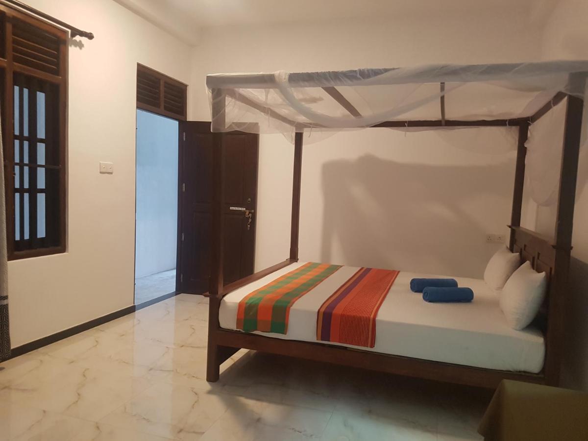 Sea Port Hiriketiya Bed & Breakfast Dickwella Exterior photo