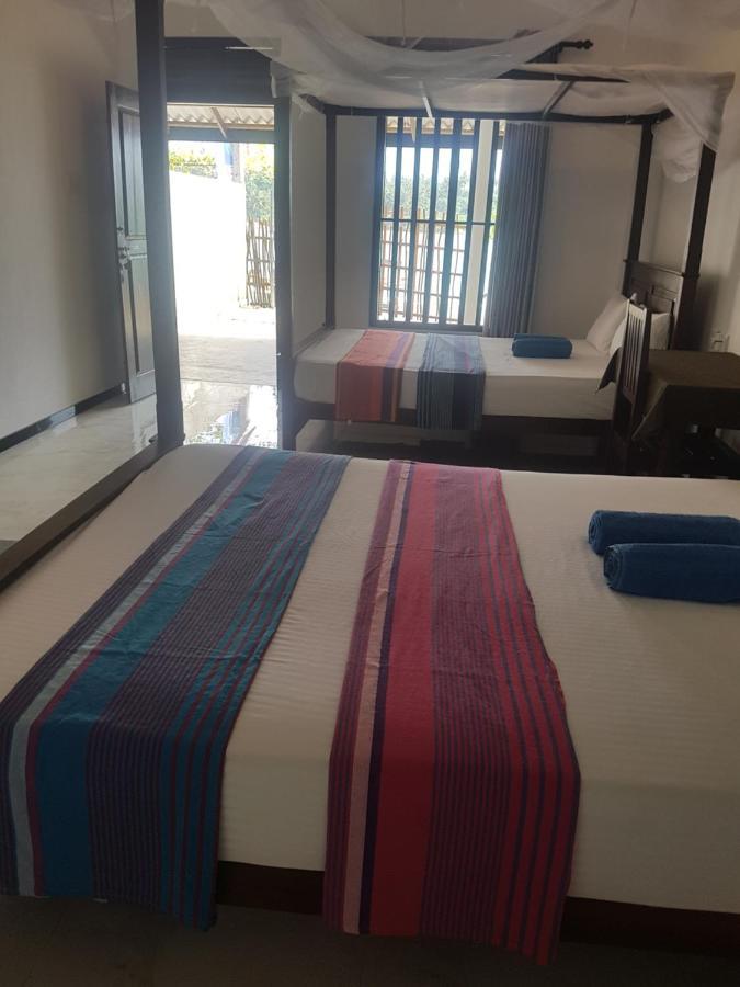 Sea Port Hiriketiya Bed & Breakfast Dickwella Exterior photo