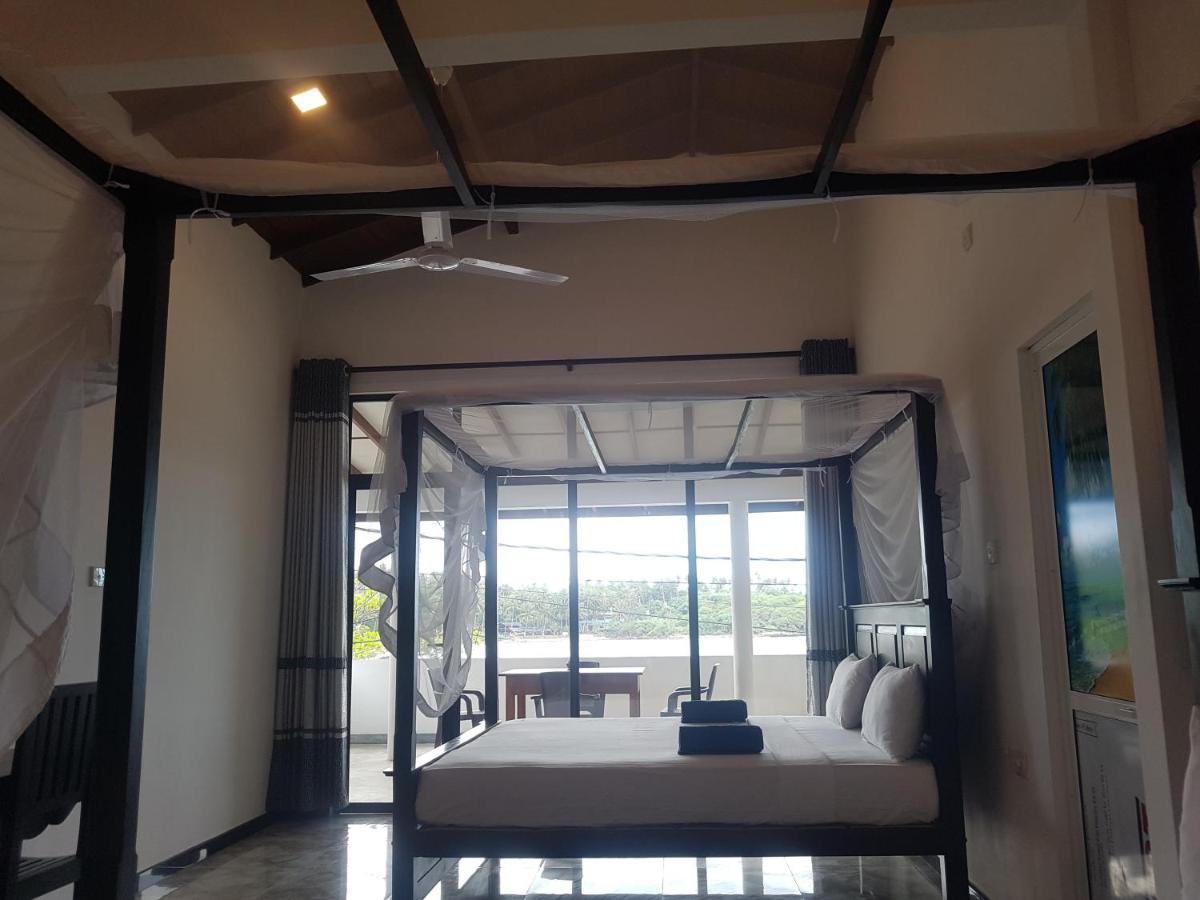 Sea Port Hiriketiya Bed & Breakfast Dickwella Exterior photo
